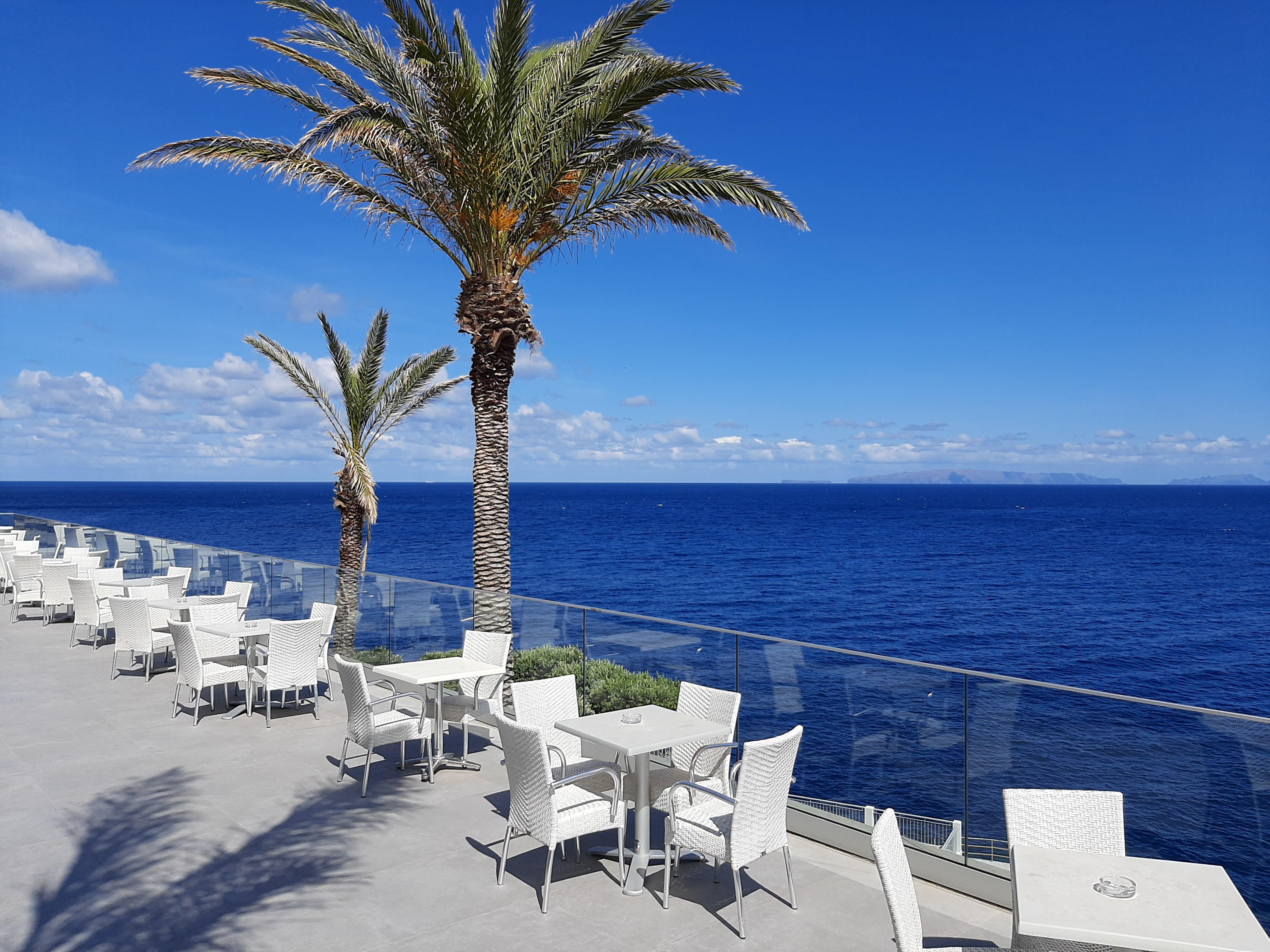 Hotel Cais Da Oliveira Canico  Exterior photo